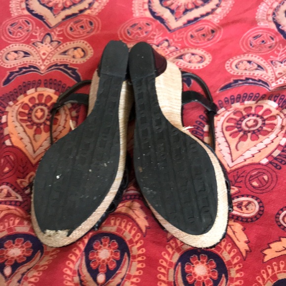 Charles David Wedges - Picture 2 of 4